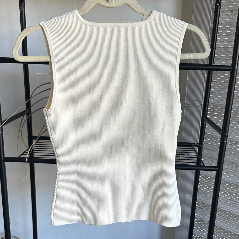 Commense Cream Ribbed Asymmetric Button Tank with Gold Accents NWOT - Picture 5 of 6